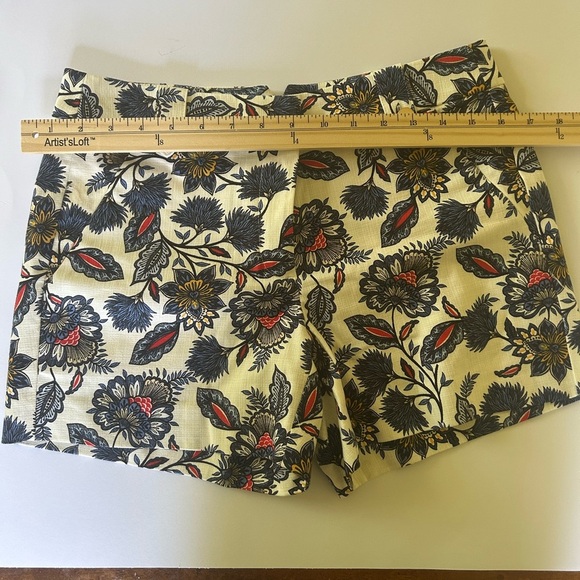 LOFT High Waist Floral Print Shorts Size 2 - Picture 9 of 12
